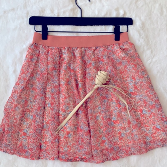 🌺 2 for $23 🌺 NWT-Feminine Floral Mini Skirt-Peach, Coral, Ivory, & Light Blue - Picture 1 of 9